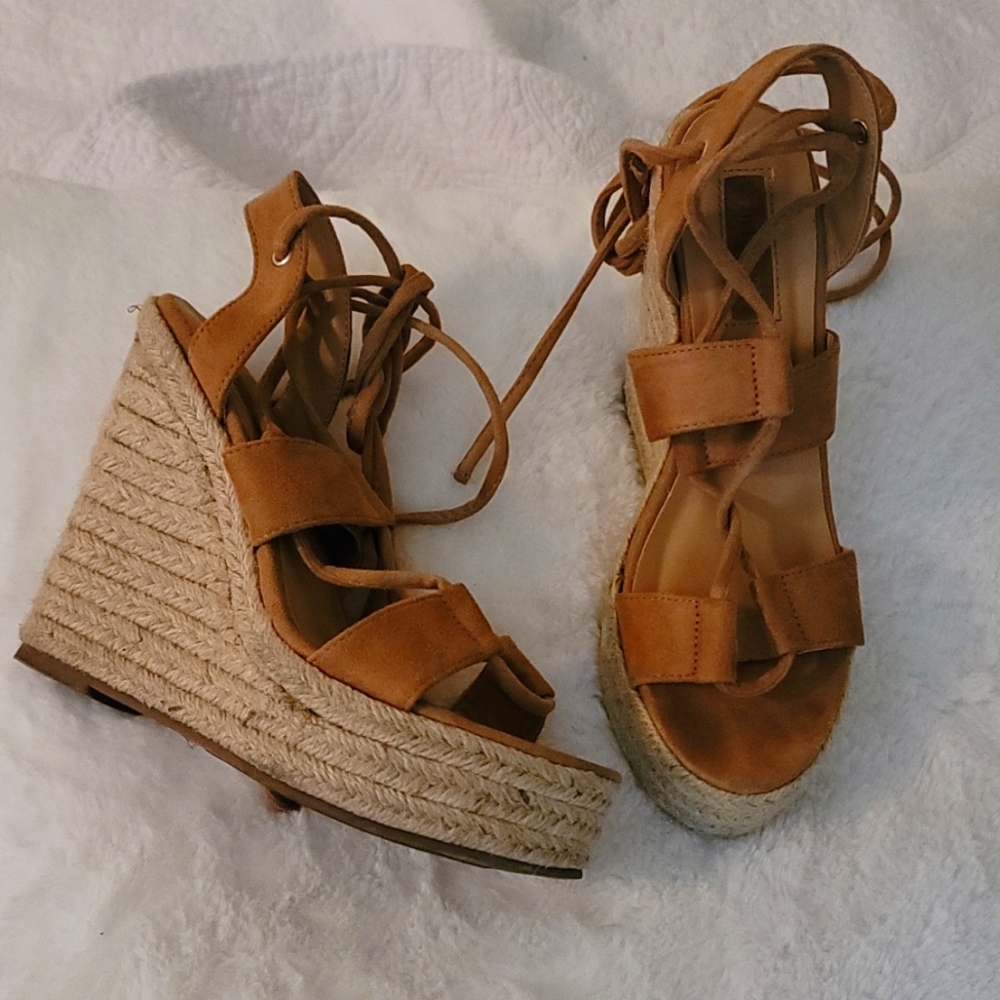 Tan wedges